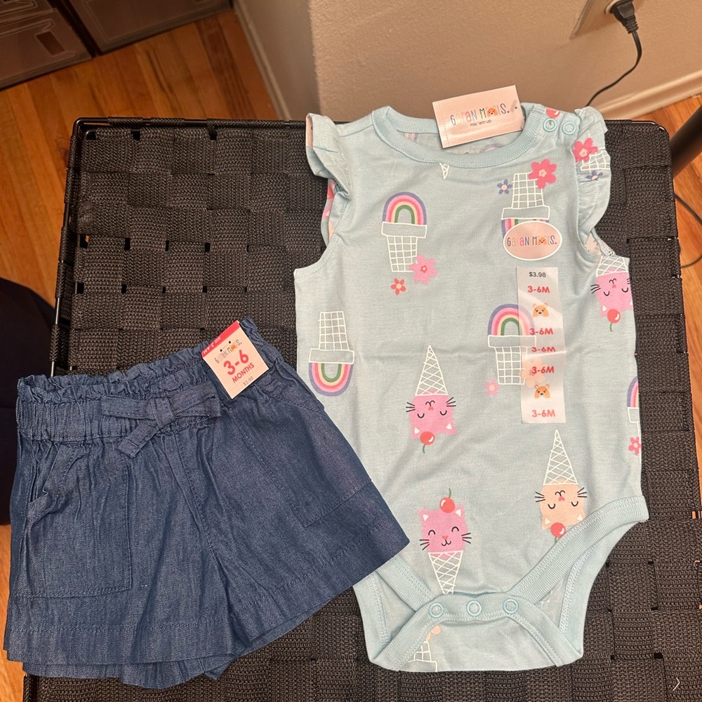 Garanimals Set 3-6 Months One Piece and Shorts Cat Ice Cream Cone